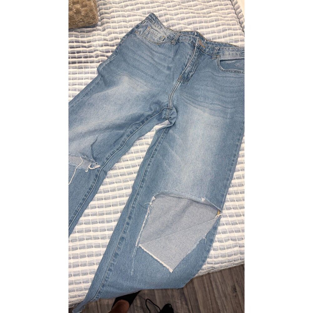 Abound Light Wash Distressed Mom Jeans Conserve Water Denim Approx 32” Waist